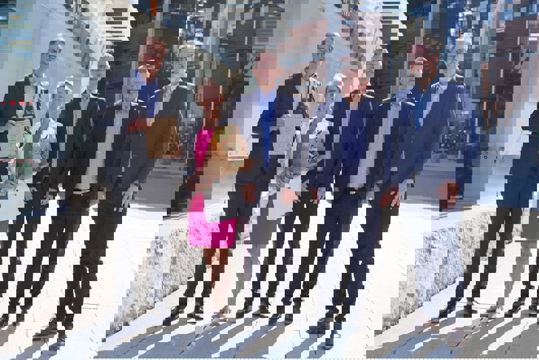 Fra venstre: Per Magne Mathisen, Sporveien T-banen, Birte Sjule, Sporveien, Pål Silseth, Norsk Bærekraftbarometer, Torgeir Kristiansen, Sporveien og Bengt Lorentzen, Norsk Bærekraftbarometer. Foto: Sporveien