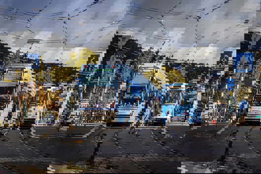 Sporveien anbefaler å la bilen stå når anleggsarbeid starter i Storokrysset førstkommende mandag 19. september. Foto: Sporveien